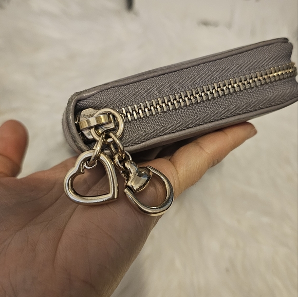 Gucci Zippy Wallet - Picture 3 of 16